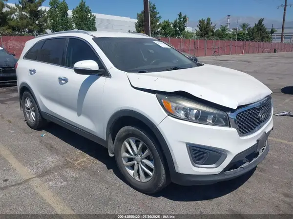 5XYPG4A35HG258546 2017 KIA SORENTO - Image 1