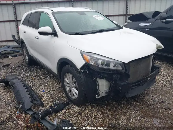 5XYPG4A35HG259258 2017 KIA SORENTO - Image 1