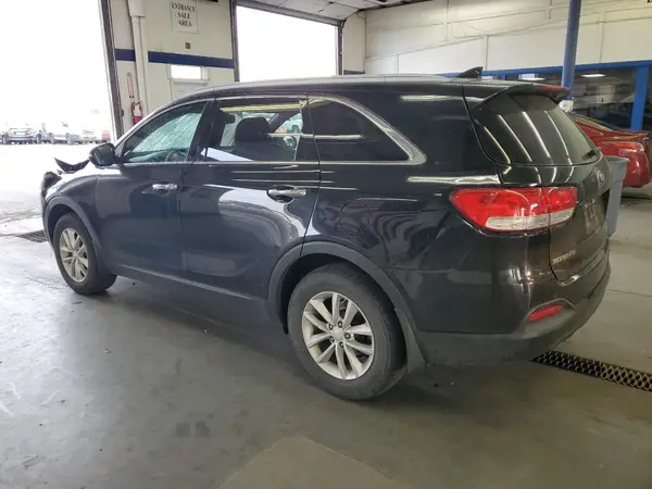 5XYPG4A35HG267618 2017 KIA SORENTO - Image 2