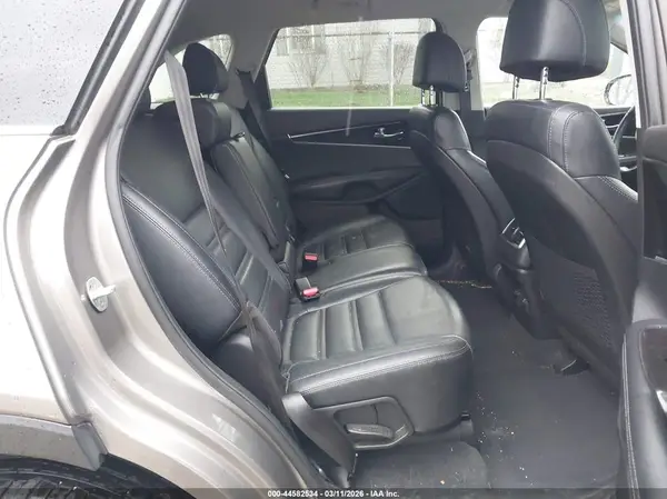 5XYPG4A35HG280644 2017 KIA SORENTO - Image 8