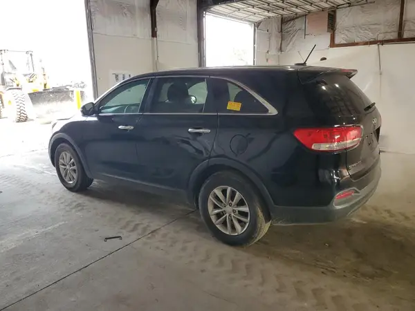 5XYPG4A35HG281941 2017 KIA SORENTO - Image 2