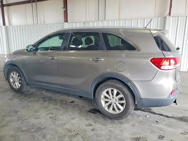 5XYPG4A35HG283866 2017 KIA SORENTO - Image 2