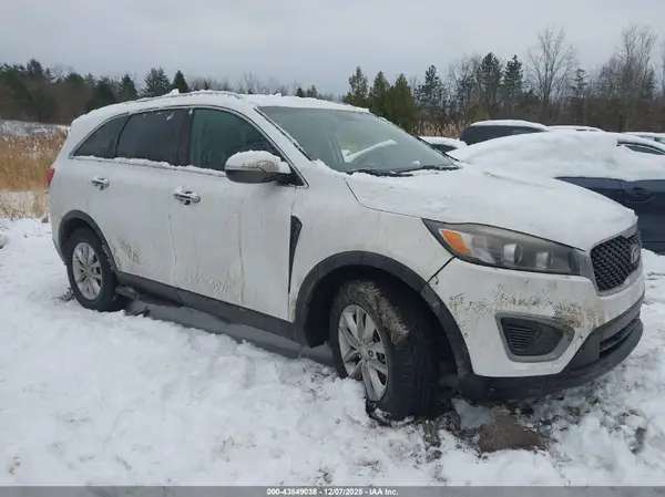 5XYPG4A35HG283995 2017 KIA SORENTO - Image 1