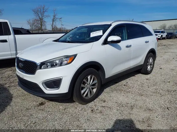 5XYPG4A35HG288937 2017 KIA SORENTO - Image 2