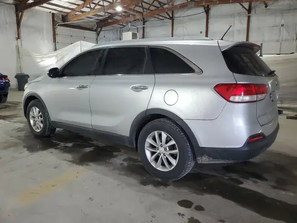 5XYPG4A35HG298061 2017 KIA SORENTO - Image 2