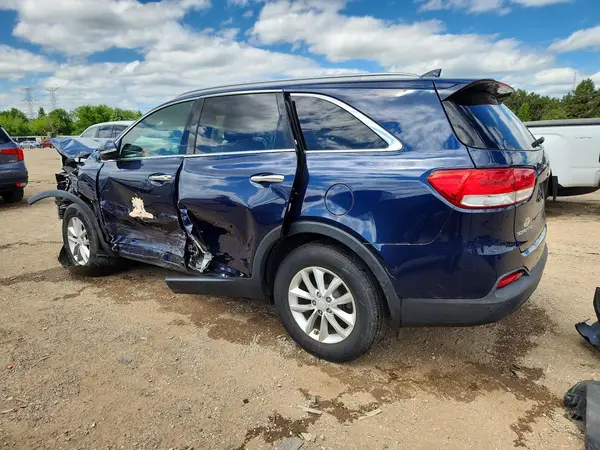 5XYPG4A35HG316638 2017 KIA SORENTO - Image 2