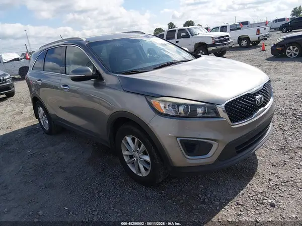 5XYPG4A35HG321273 2017 KIA SORENTO - Image 1