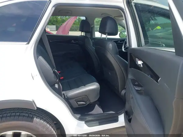 5XYPG4A35HG333844 2017 KIA SORENTO - Image 8