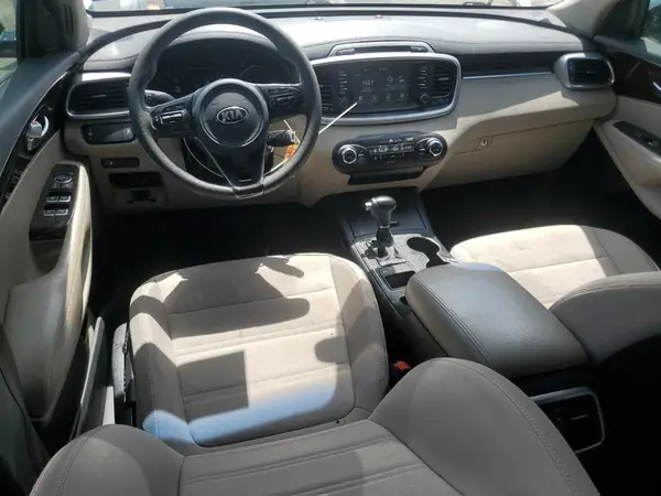 5XYPG4A35JG346180 2018 KIA SORENTO - Image 8