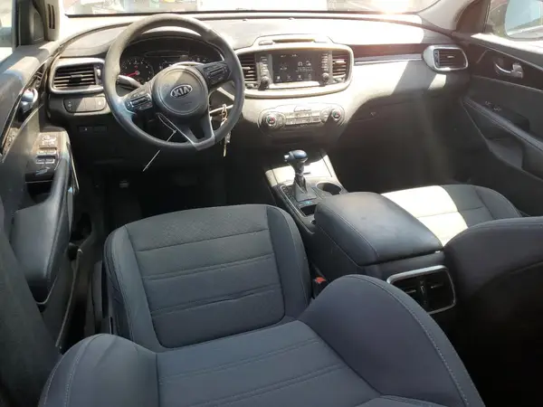 5XYPG4A35JG346499 2018 KIA SORENTO - Image 8