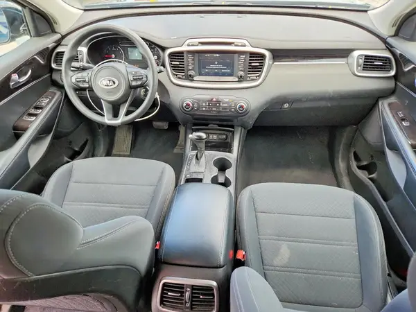 5XYPG4A35JG351122 2018 KIA SORENTO - Image 8