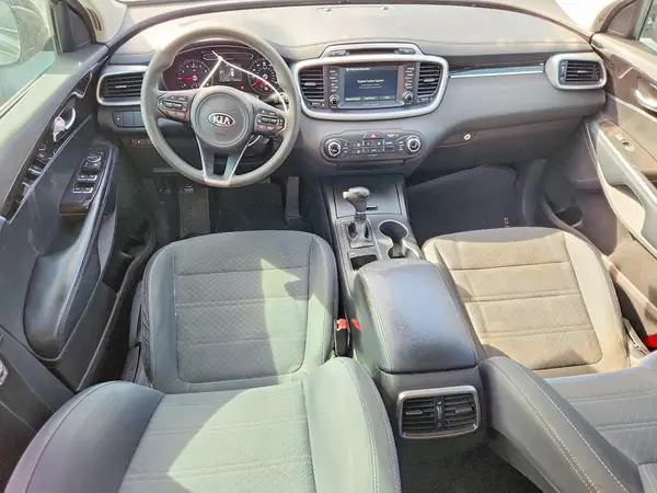 5XYPG4A35JG367739 2018 KIA SORENTO - Image 8