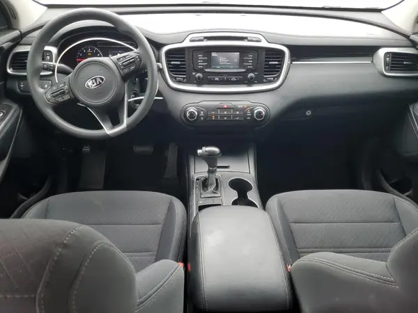 5XYPG4A35JG374688 2018 KIA SORENTO - Image 8