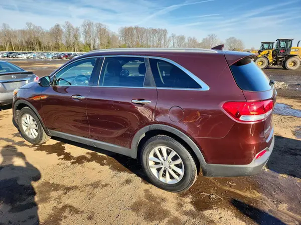 5XYPG4A35JG404983 2018 KIA SORENTO - Image 2