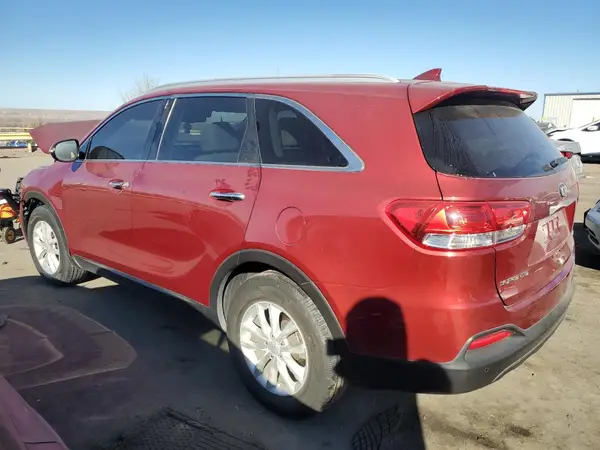 5XYPG4A35JG406250 2018 KIA SORENTO - Image 2