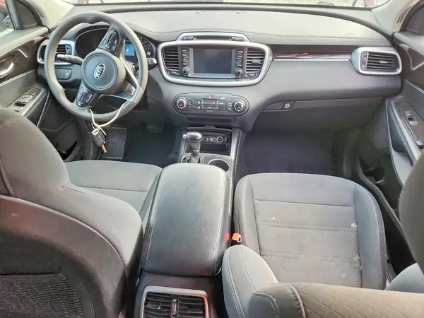 5XYPG4A35JG407754 2018 KIA SORENTO - Image 8