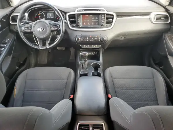 5XYPG4A35JG409441 2018 KIA SORENTO - Image 8