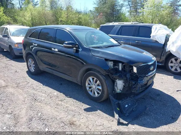5XYPG4A35JG410489 2018 KIA SORENTO - Image 1
