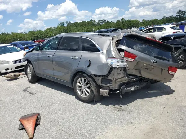 5XYPG4A35JG412176 2018 KIA SORENTO - Image 2