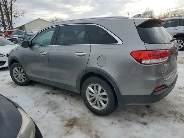 5XYPG4A35JG427311 2018 KIA SORENTO - Image 2