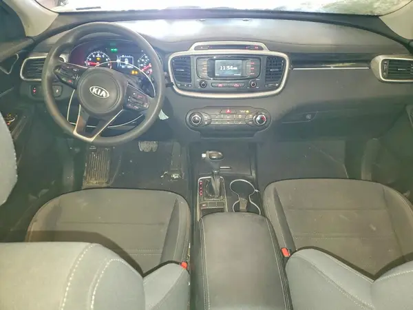 5XYPG4A35JG428703 2018 KIA SORENTO - Image 8