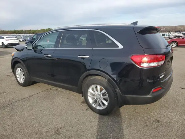 5XYPG4A35JG429253 2018 KIA SORENTO - Image 2