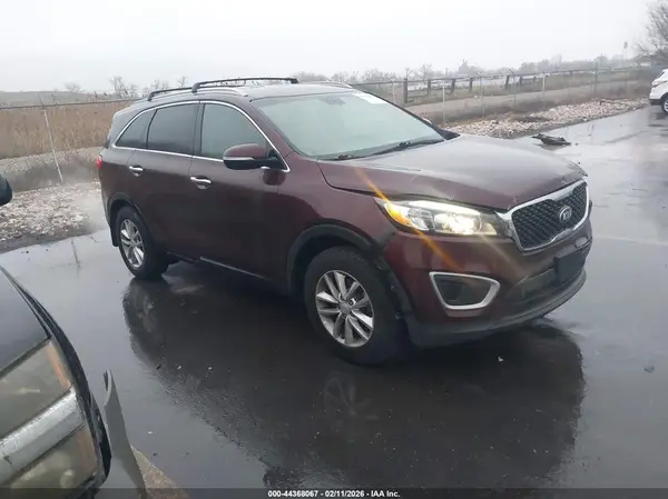 5XYPG4A35JG429561 2018 KIA SORENTO - Image 1