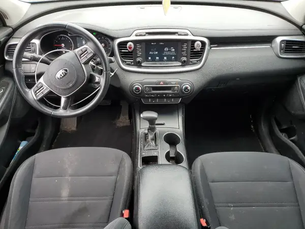 5XYPG4A35KG450430 2019 KIA SORENTO - Image 8