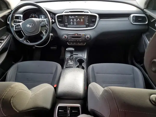 5XYPG4A35KG456776 2019 KIA SORENTO - Image 8
