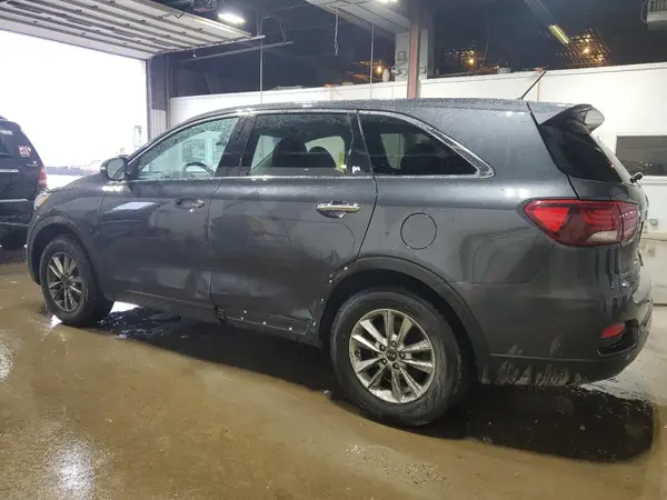 5XYPG4A35KG463789 2019 KIA SORENTO - Image 2