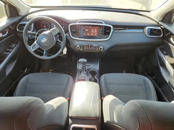 5XYPG4A35KG475652 2019 KIA SORENTO - Image 8