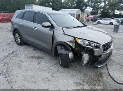 5XYPG4A35KG476882 2019 KIA SORENTO