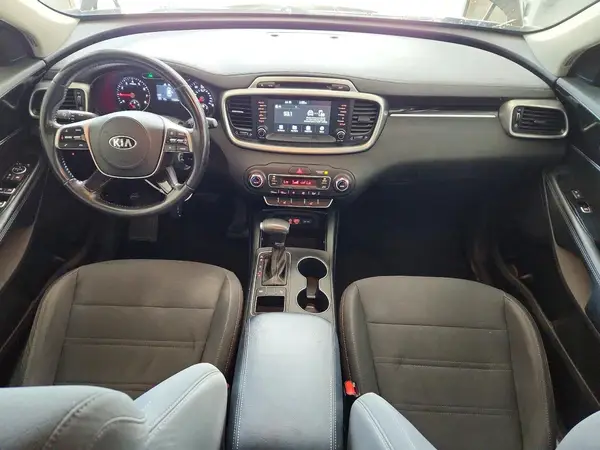 5XYPG4A35KG499630 2019 KIA SORENTO - Image 8