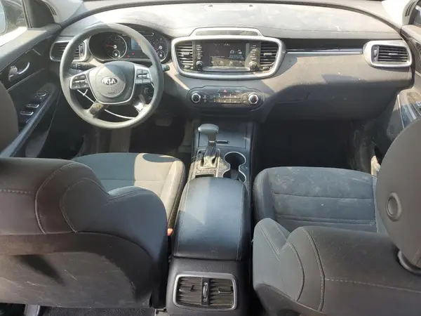 5XYPG4A35KG499837 2019 KIA SORENTO - Image 8