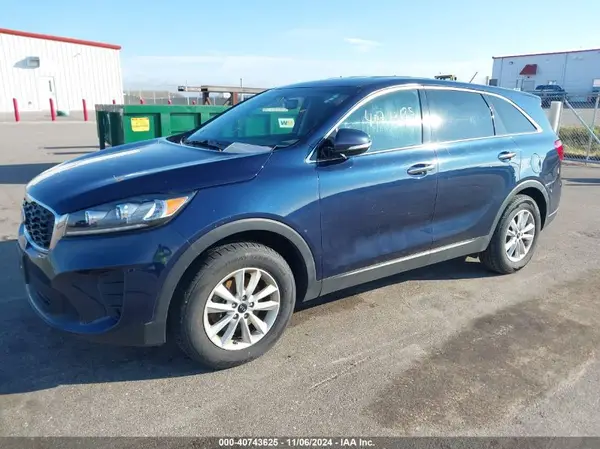 5XYPG4A35KG505359 2019 KIA SORENTO - Image 2