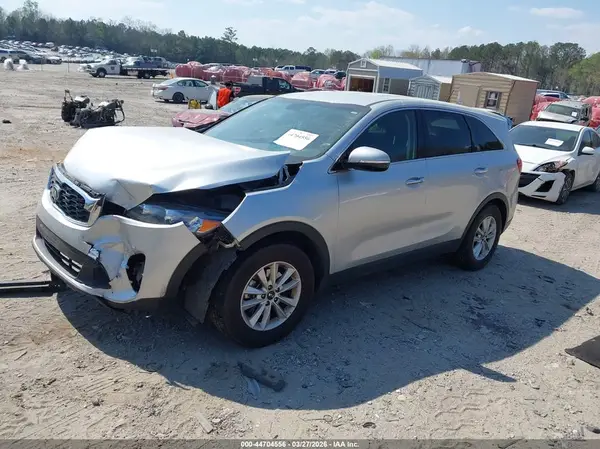 5XYPG4A35KG506771 2019 KIA SORENTO - Image 2