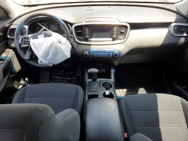 5XYPG4A35KG510089 2019 KIA SORENTO - Image 8