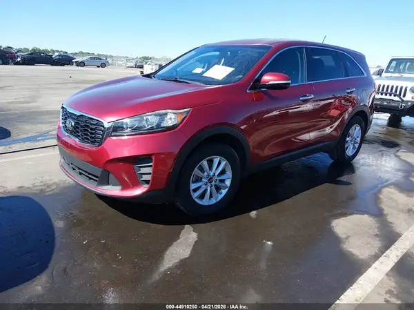 5XYPG4A35KG510559 2019 KIA SORENTO - Image 2