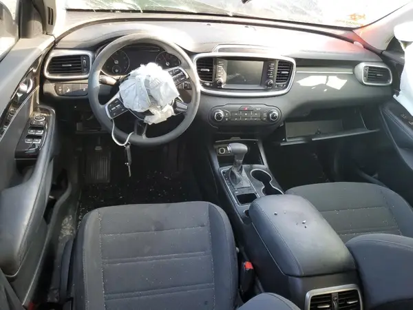 5XYPG4A35KG512988 2019 KIA SORENTO - Image 8
