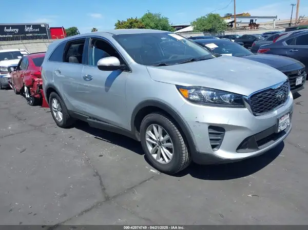 5XYPG4A35KG513526 2019 KIA SORENTO - Image 1