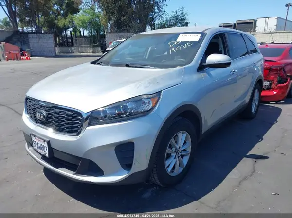 5XYPG4A35KG513526 2019 KIA SORENTO - Image 2