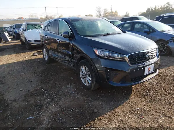 5XYPG4A35KG513610 2019 KIA SORENTO - Image 1