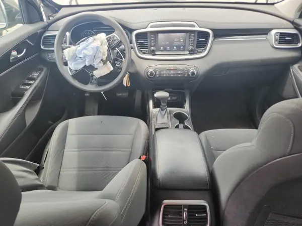 5XYPG4A35KG522243 2019 KIA SORENTO - Image 8