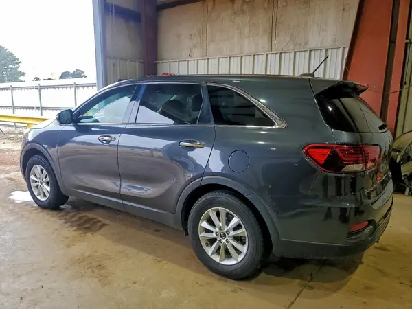 5XYPG4A35KG522775 2019 KIA SORENTO - Image 2