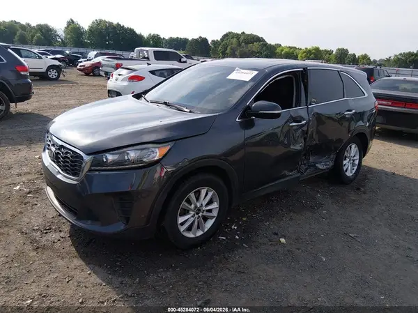 5XYPG4A35KG522792 2019 KIA SORENTO - Image 2