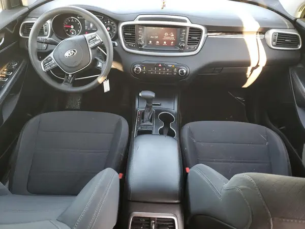 5XYPG4A35KG523022 2019 KIA SORENTO - Image 8