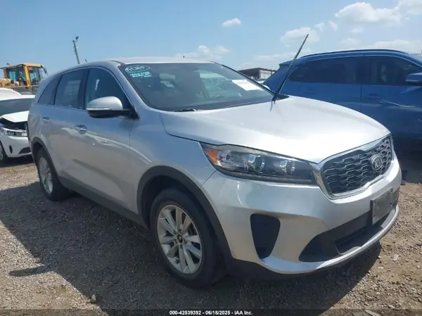 5XYPG4A35KG528236 2019 KIA SORENTO - Image 1