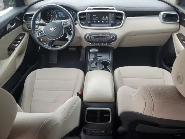 5XYPG4A35KG530729 2019 KIA SORENTO - Image 8