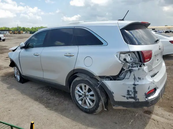 5XYPG4A35KG532125 2019 KIA SORENTO - Image 2