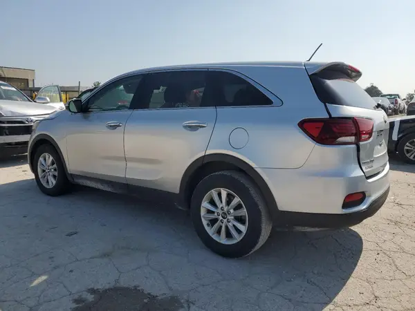 5XYPG4A35KG534120 2019 KIA SORENTO - Image 2